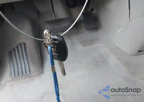 2007 Honda Odyssey Lx z USA, uszkodzony, nr VIN 5FNRL38207B102772